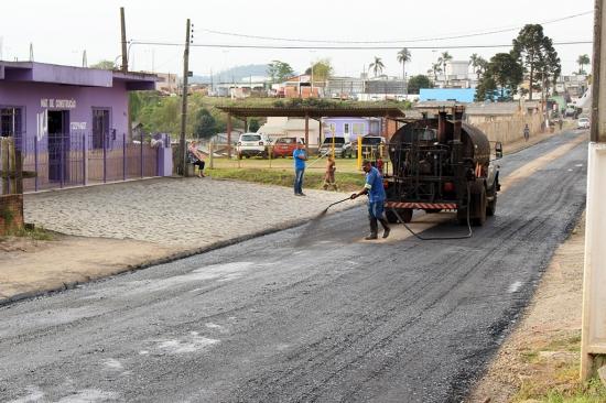 Iniciada_pavimentacao_da_rua_Dom_Joaquim_do_Arco_Verde__no_bairro_Centenario_1475186341.jpg