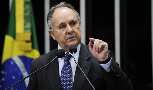 Buarque_Agencia_Senado_2.jpg